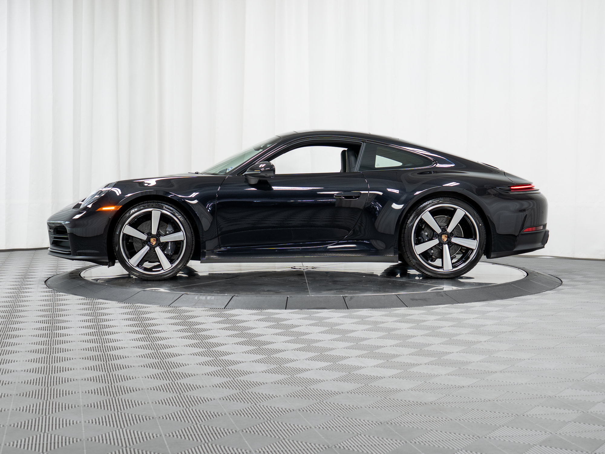 New 2026 Porsche 911 Carrera RWD image 32