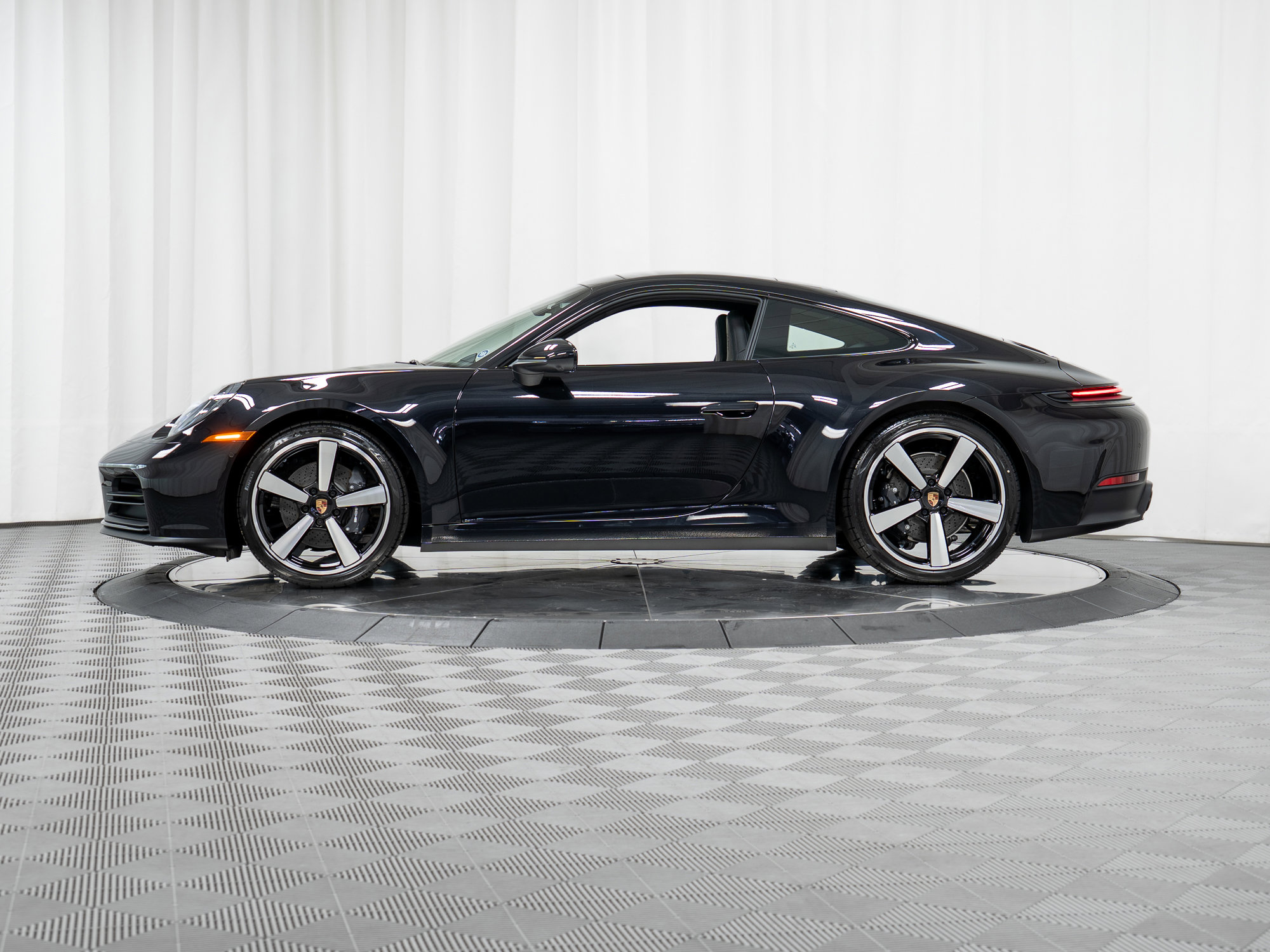 New 2026 Porsche 911 Carrera RWD image 32
