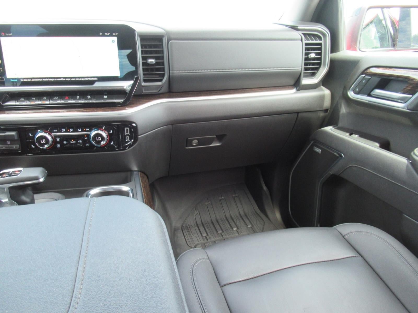 Used 2025 GMC Sierra 1500 Elevation w/ Elevation Premium Package AWD/4WD image 14