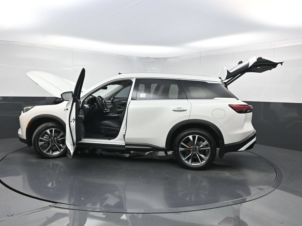 Used 2023 INFINITI QX60 Luxe w/ Vision Package FWD image 42