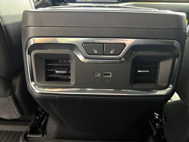 New 2026 Chevrolet Silverado 1500 High Country w/ Midnight Edition AWD/4WD image 20