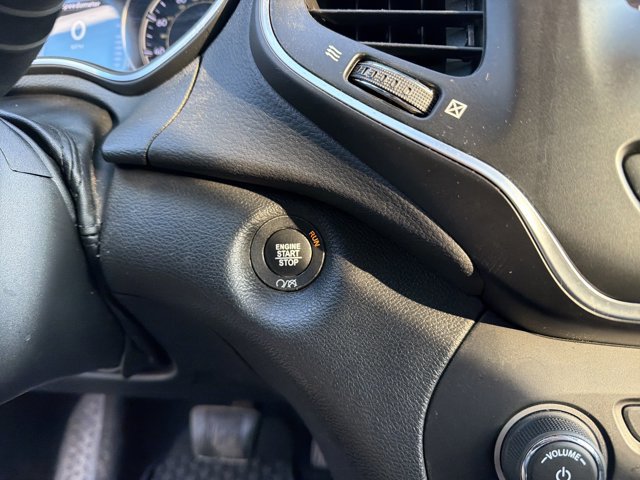 Used 2019 Jeep Cherokee Latitude Plus image 23