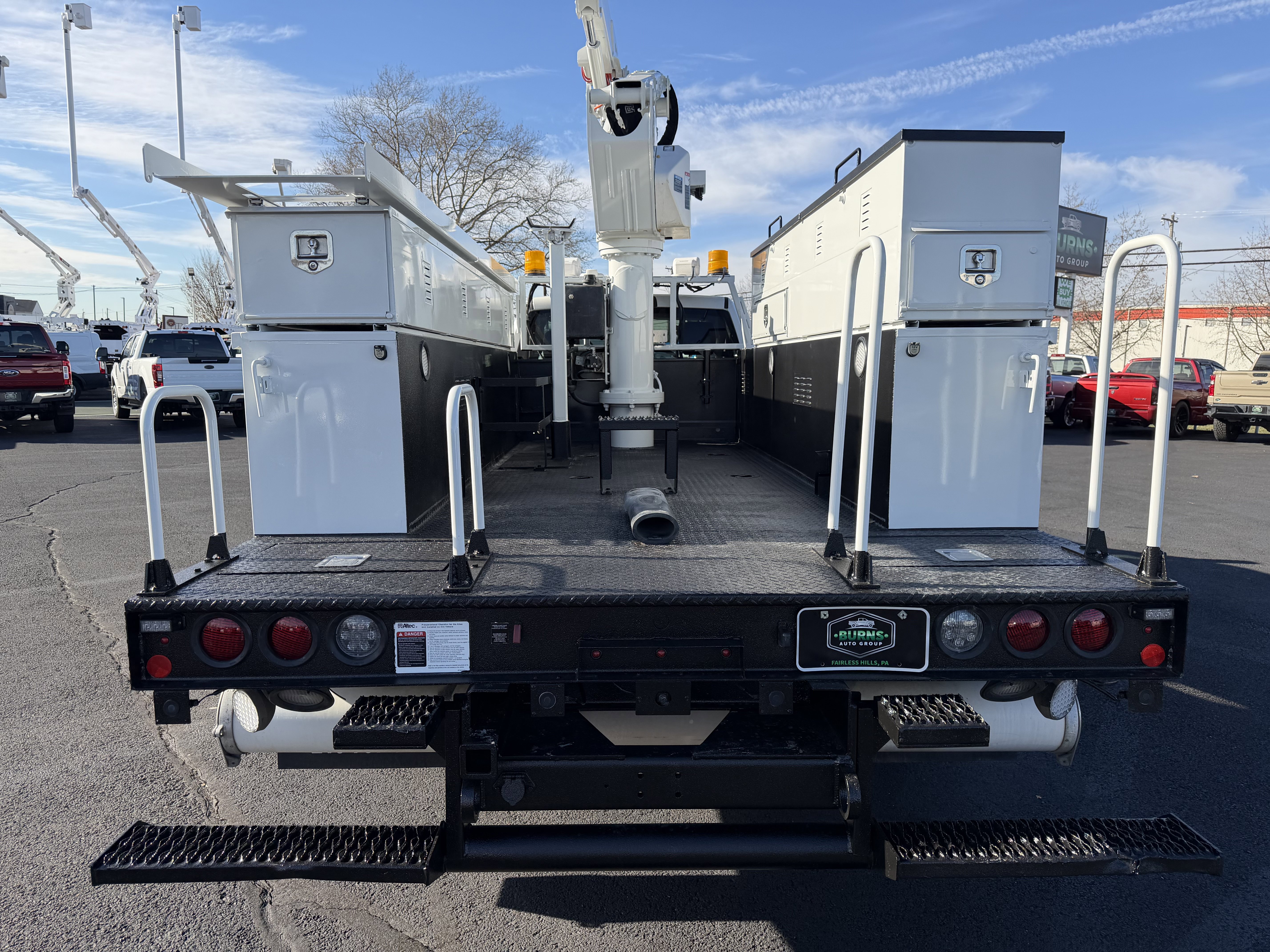 Used 2018 RAM 5500 Tradesman w/ Power & Remote Entry Group image 11