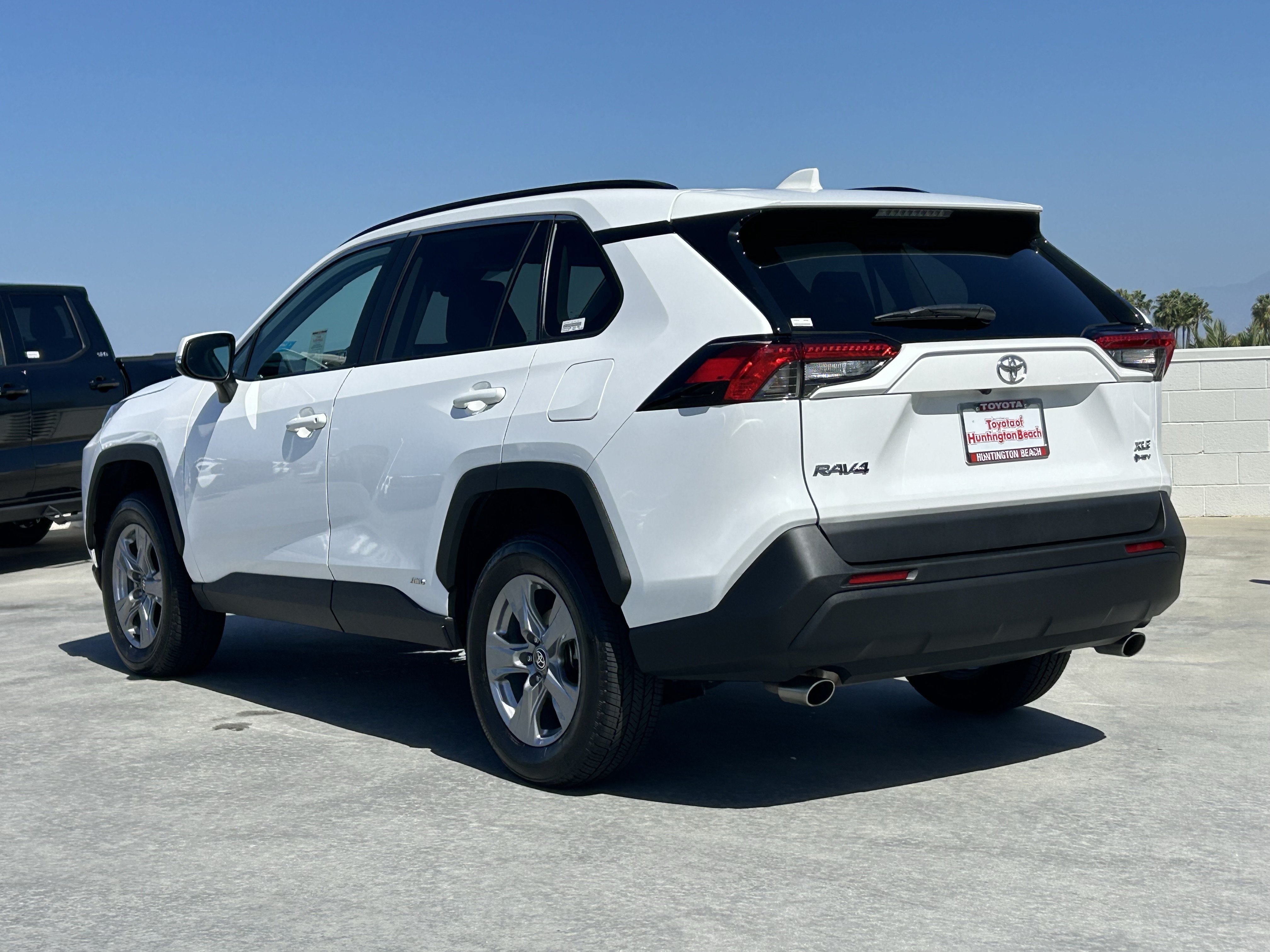 Certified 2025 Toyota RAV4 XLE AWD/4WD image 5