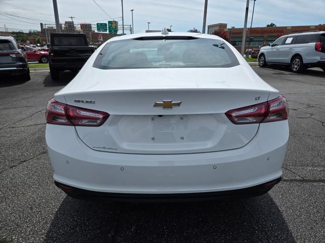 Used 2022 Chevrolet Malibu LT FWD image 7