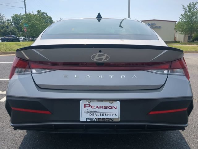Certified 2026 Hyundai Elantra Sport FWD image 7