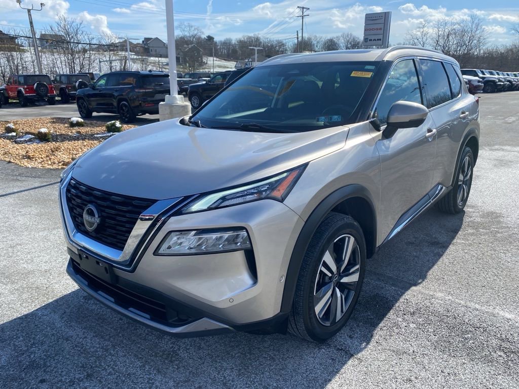 Used 2023 Nissan Rogue SL w/ SL Premium Package image 7