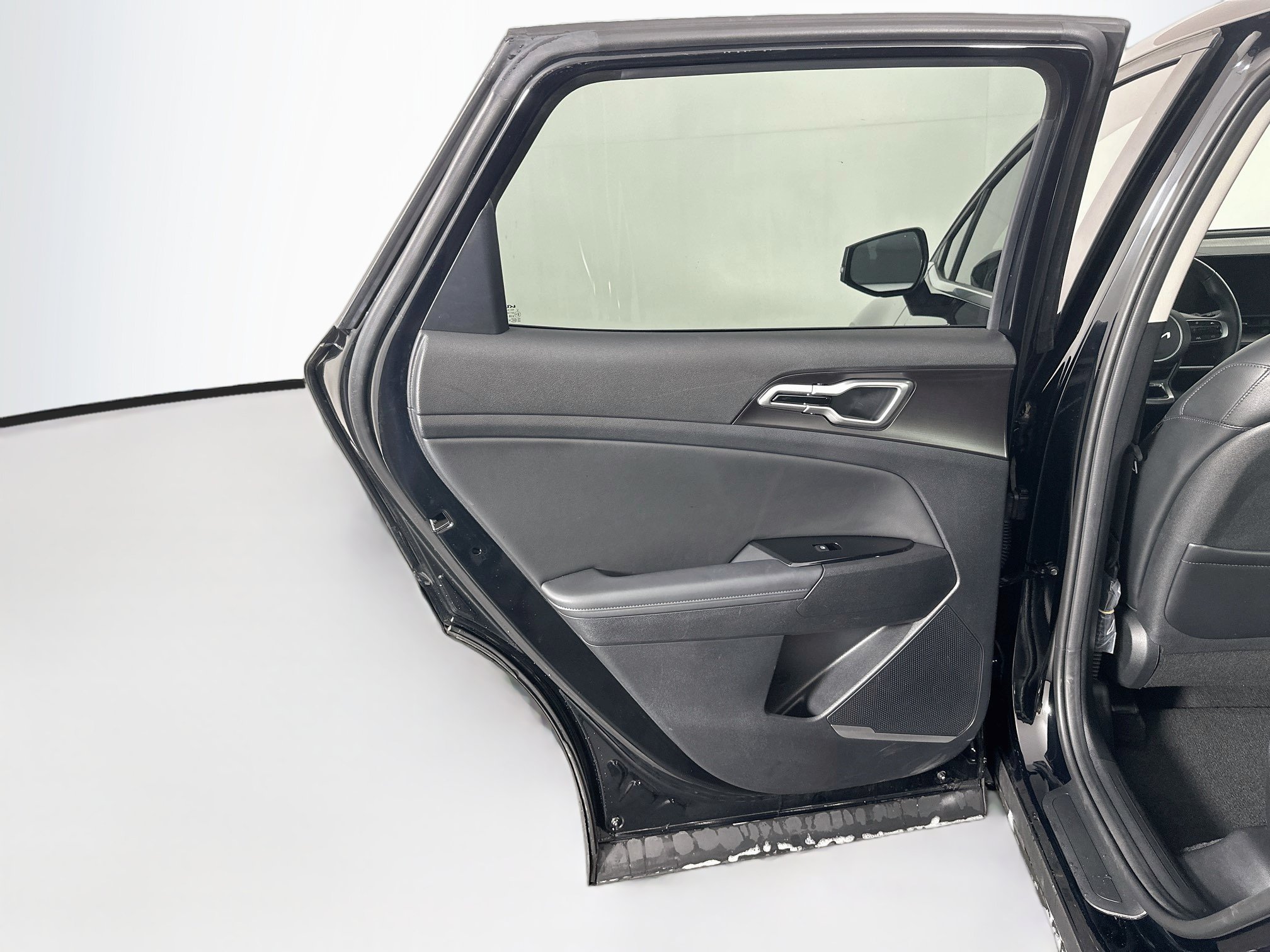 Used 2025 Kia Sportage EX FWD image 26