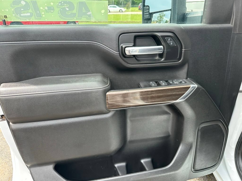 Used 2020 Chevrolet Silverado 2500 LT AWD/4WD image 12