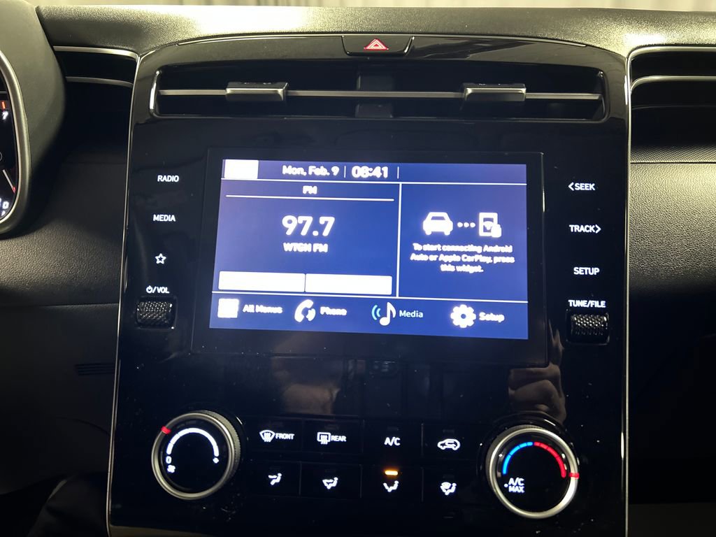 Used 2023 Hyundai Tucson SE image 15