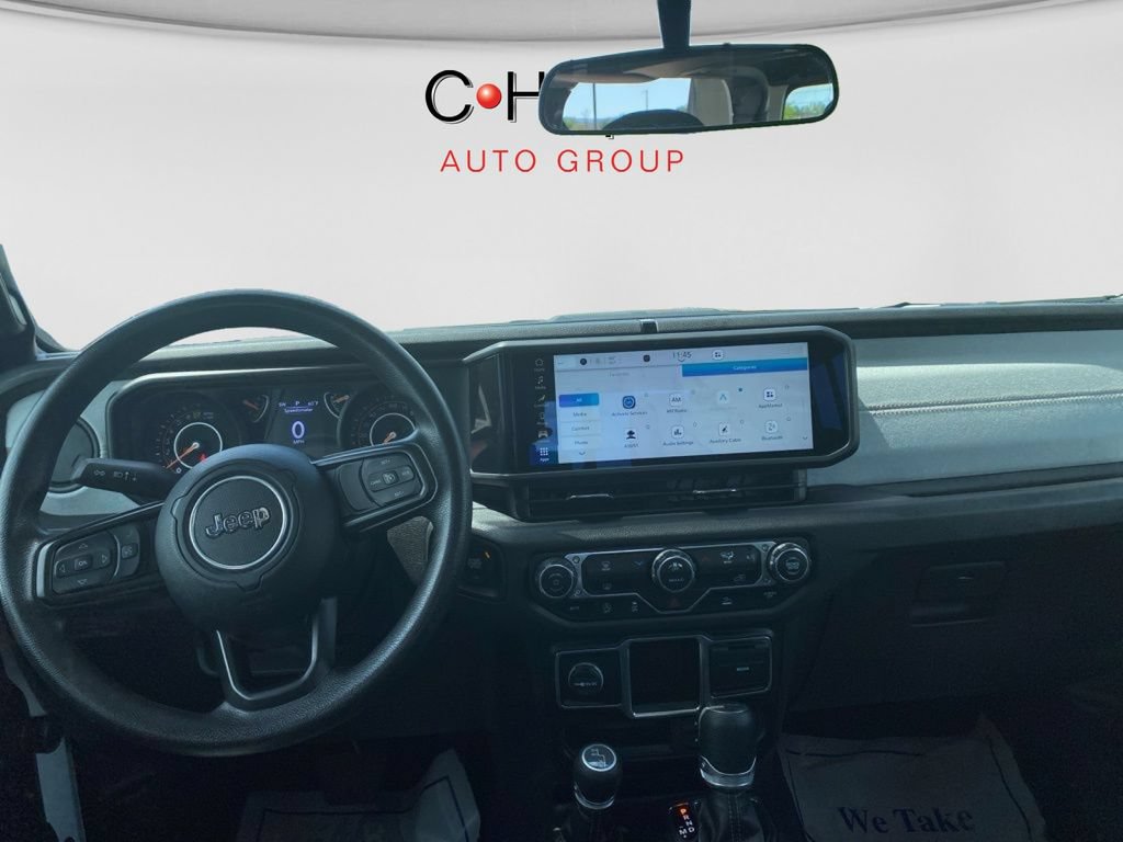 Used 2024 Jeep Gladiator Sport AWD/4WD image 16