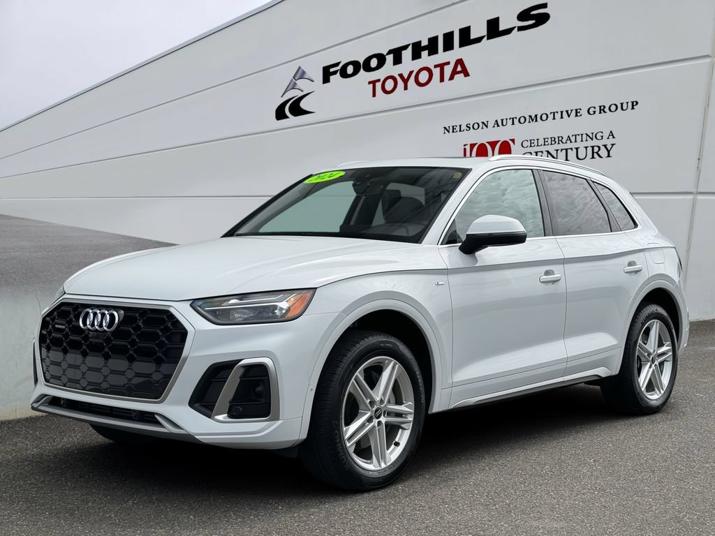 Used 2024 Audi Q5 e Premium Plus AWD/4WD image 3
