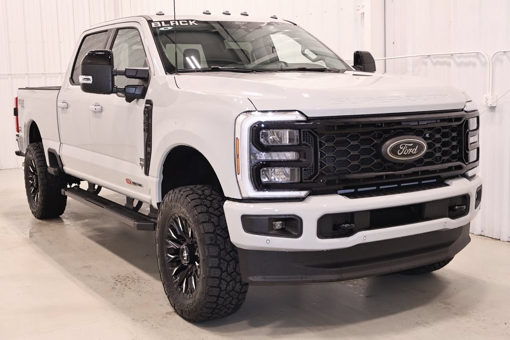New 2026 Ford F350 Lariat w/ Black Appearance Package AWD/4WD image 3