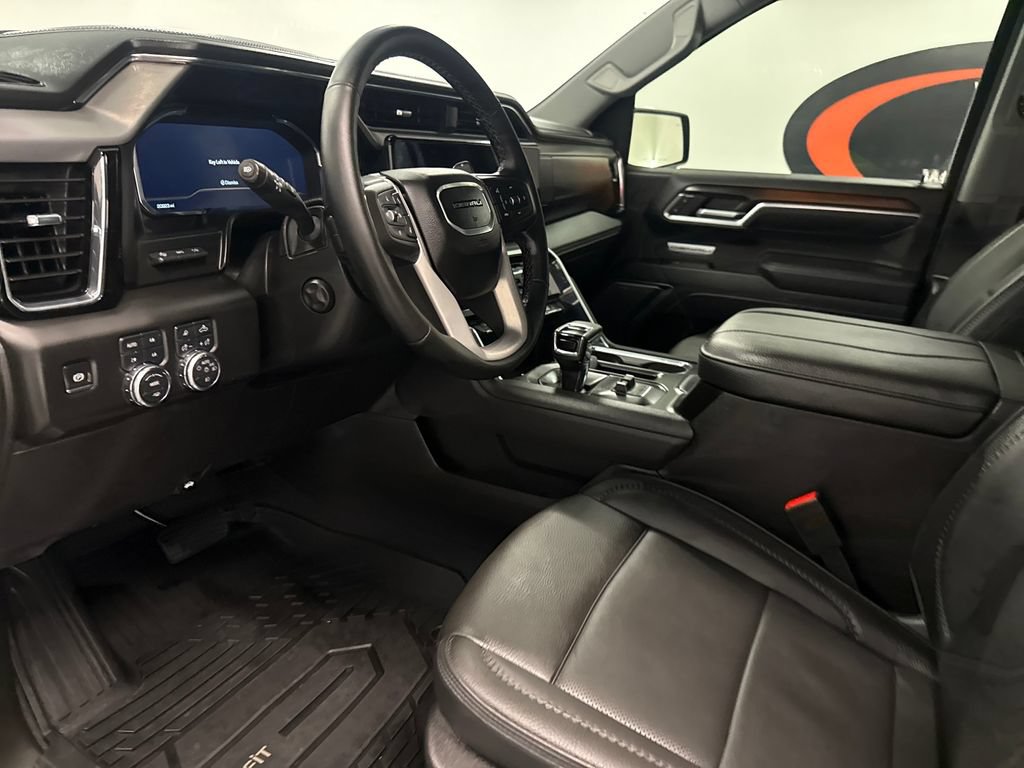Used 2025 GMC Sierra 1500 Denali w/ Denali Reserve Package AWD/4WD image 11