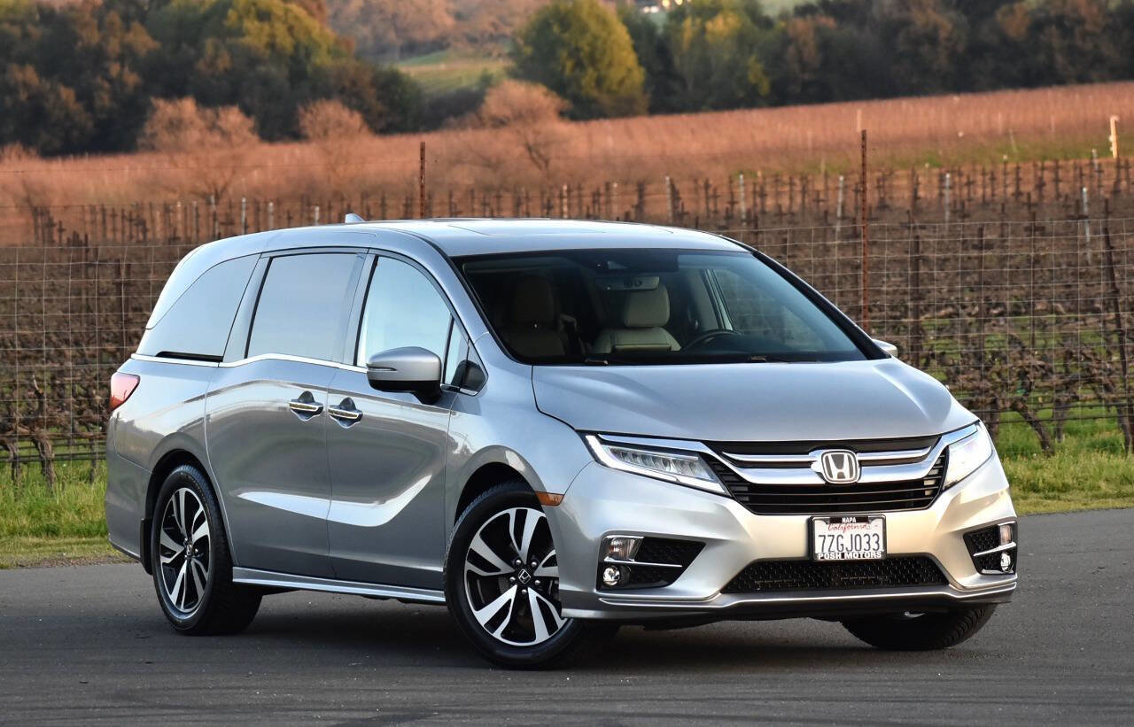 Used 2018 Honda Odyssey Elite