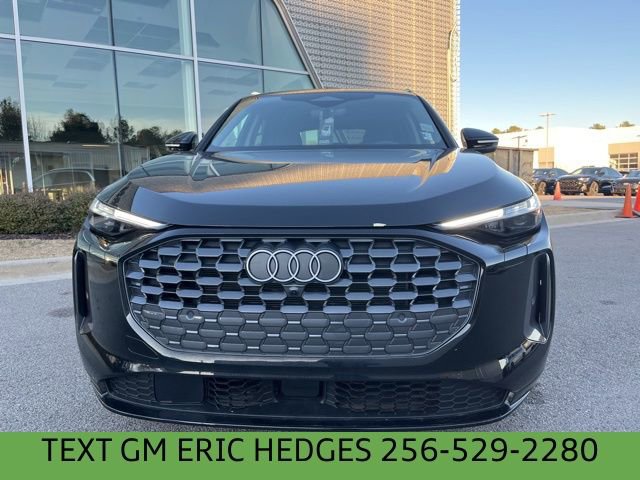 New 2025 Audi Q5 Prestige image 2