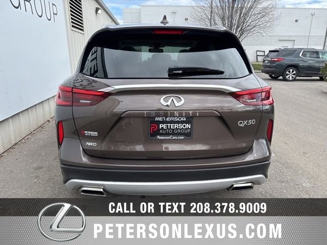 Used 2019 INFINITI QX50 Essential w/ Premium Heat Package image 5
