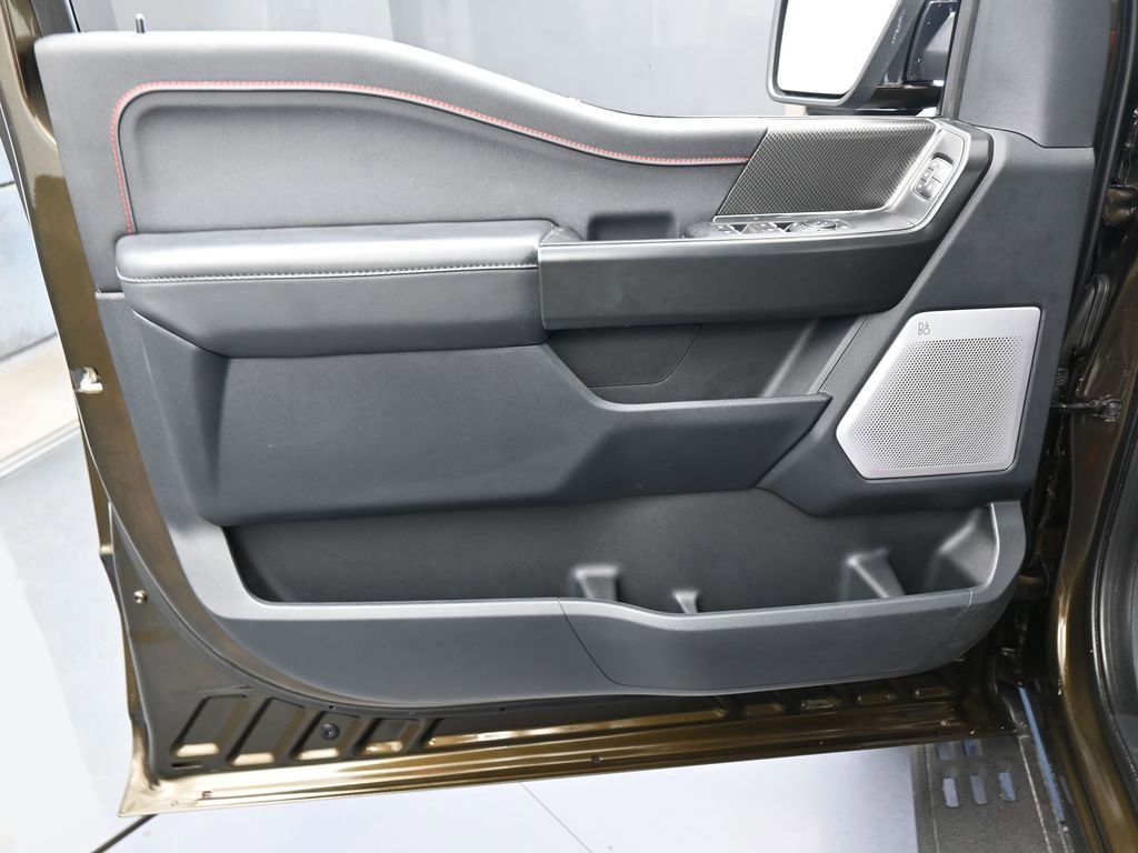 Used 2025 Ford F150 Raptor image 13