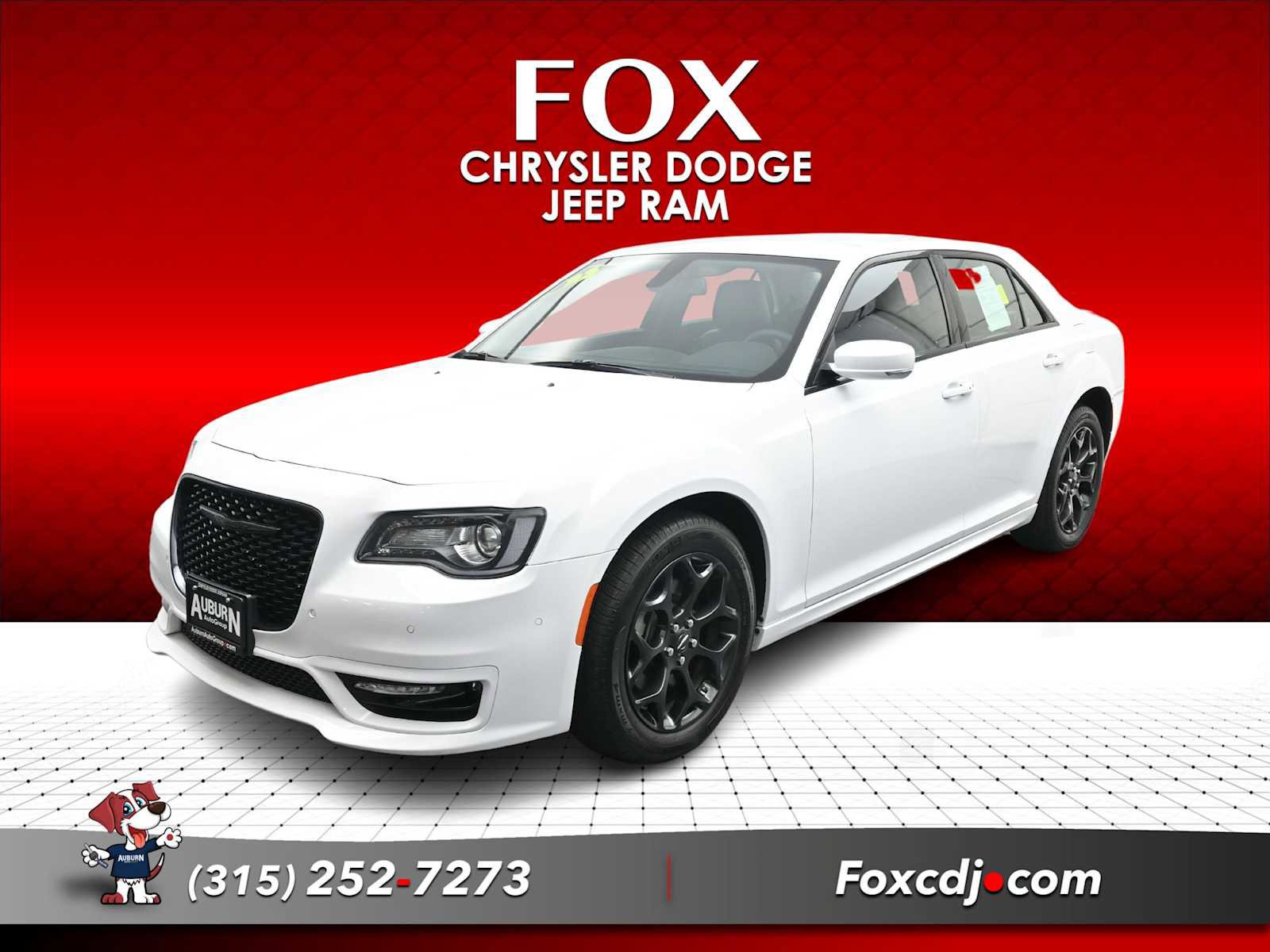 Used 2023 Chrysler 300 Touring L w/ Comfort Group image 1