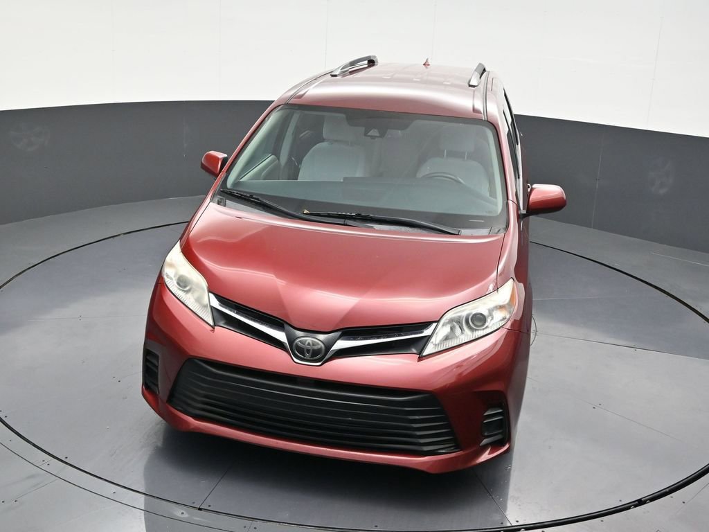 Used 2020 Toyota Sienna LE image 22