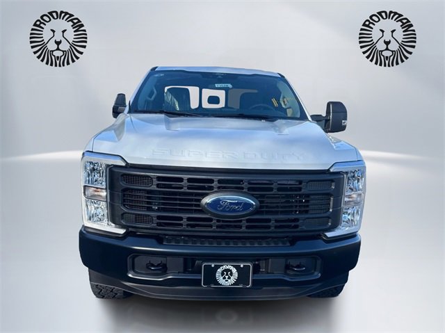 New 2026 Ford F250 XL w/ XL Off-Road Package image 2