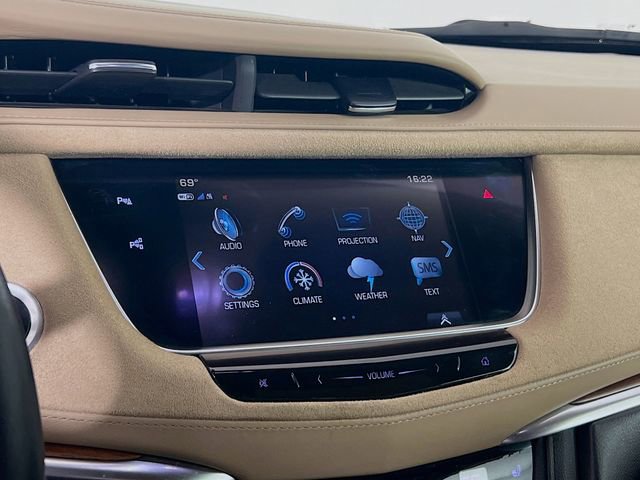 Used 2018 Cadillac XT5 Platinum w/ Driver Assist Package image 14
