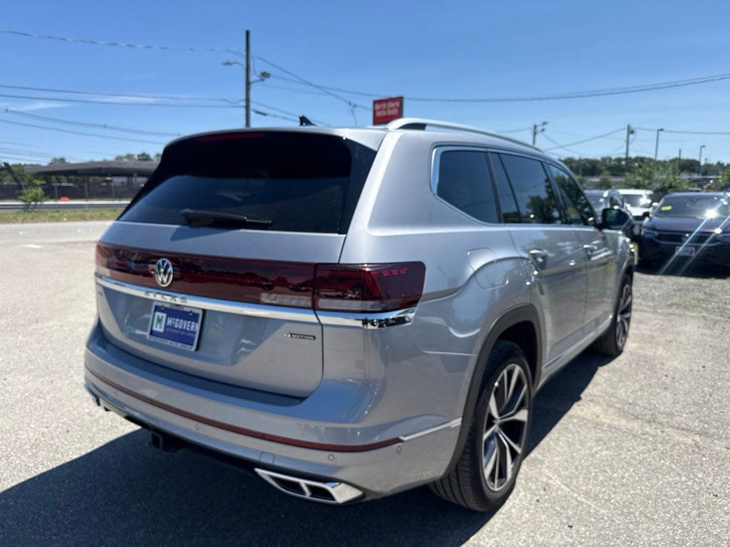 Used 2025 Volkswagen Atlas SEL Premium R-Line AWD/4WD image 5