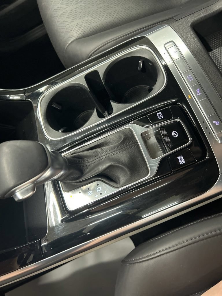 Certified 2023 Kia Carnival EX FWD image 25