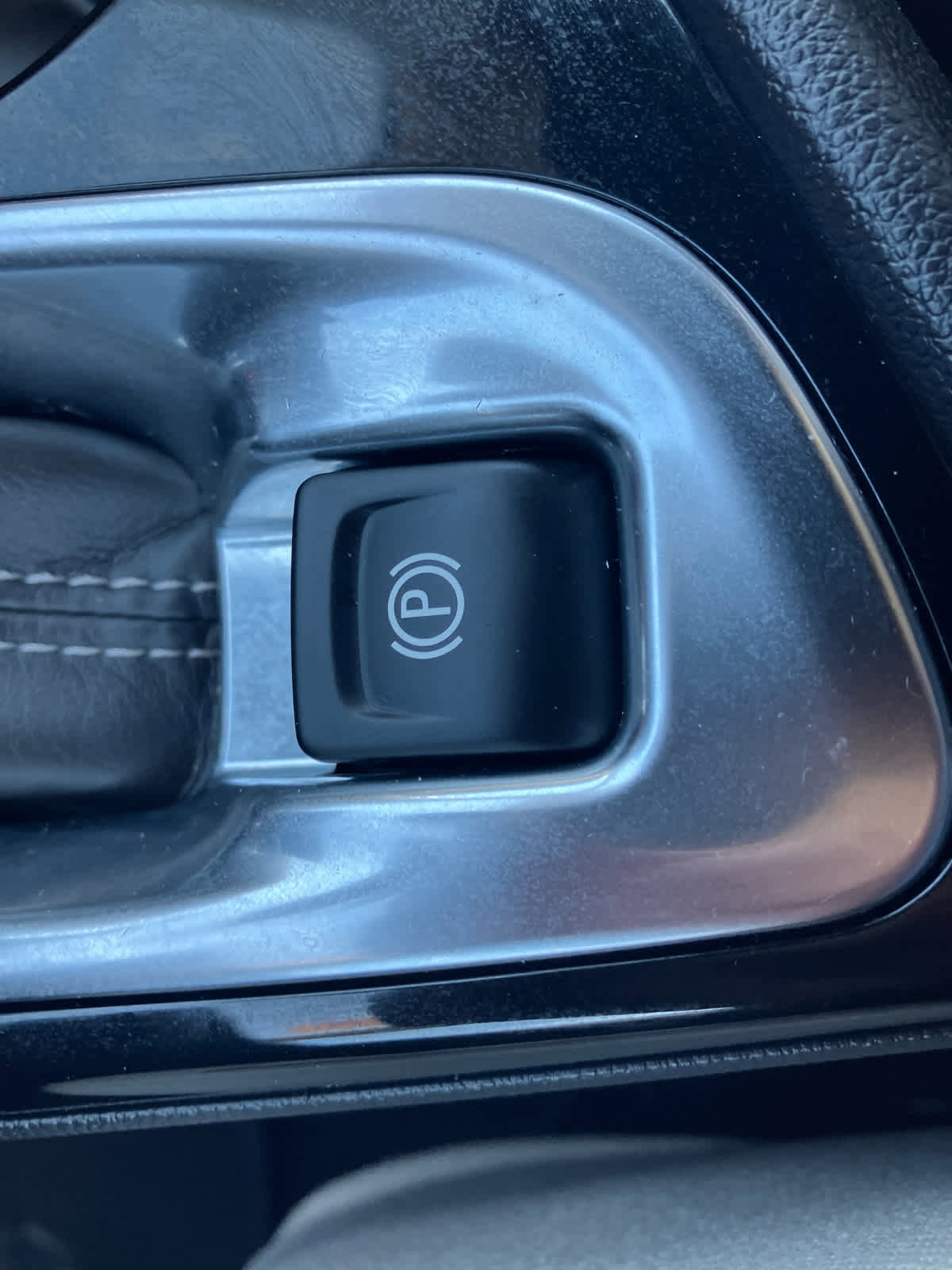 Used 2024 Buick Encore GX Avenir w/ Avenir Convenience Package AWD/4WD image 31