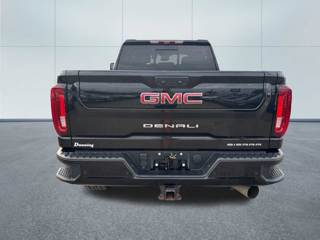 Used 2022 GMC Sierra 3500 Denali w/ Denali Black Diamond Edition AWD/4WD image 3