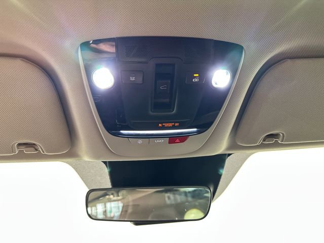 Used 2022 Kia Sorento SX image 31