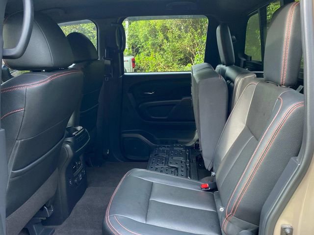 Used 2022 Nissan Titan PRO-4X w/ Pro-4x Convenience Package image 9