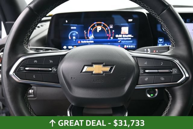 Used 2024 Chevrolet Traverse LT FWD image 32