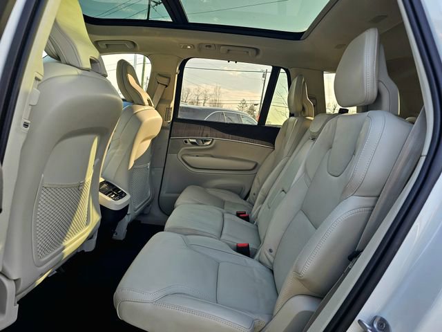 Used 2023 Volvo XC90 B6 Ultimate w/ Protection Package image 23