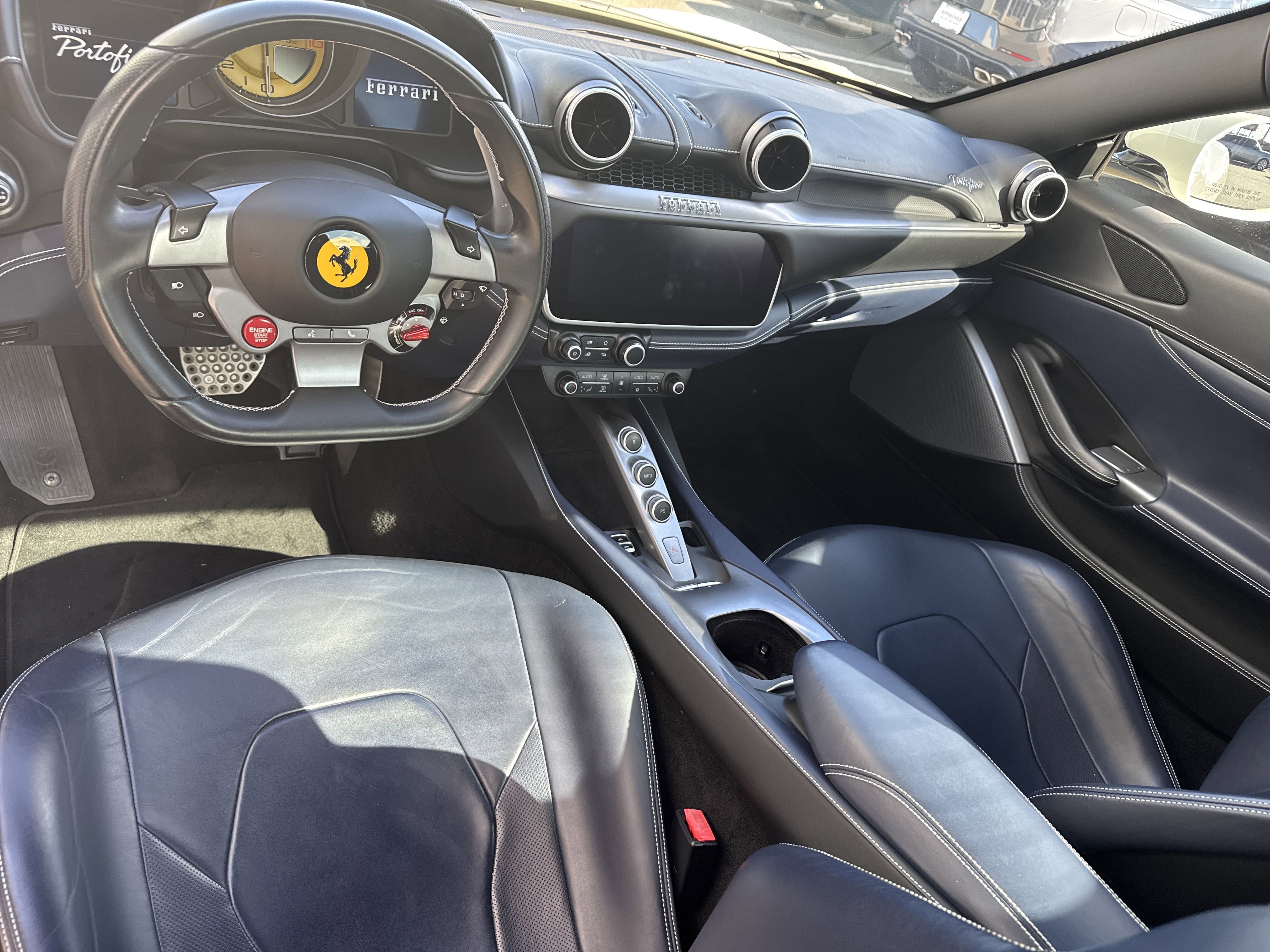 Used 2019 Ferrari Portofino image 4