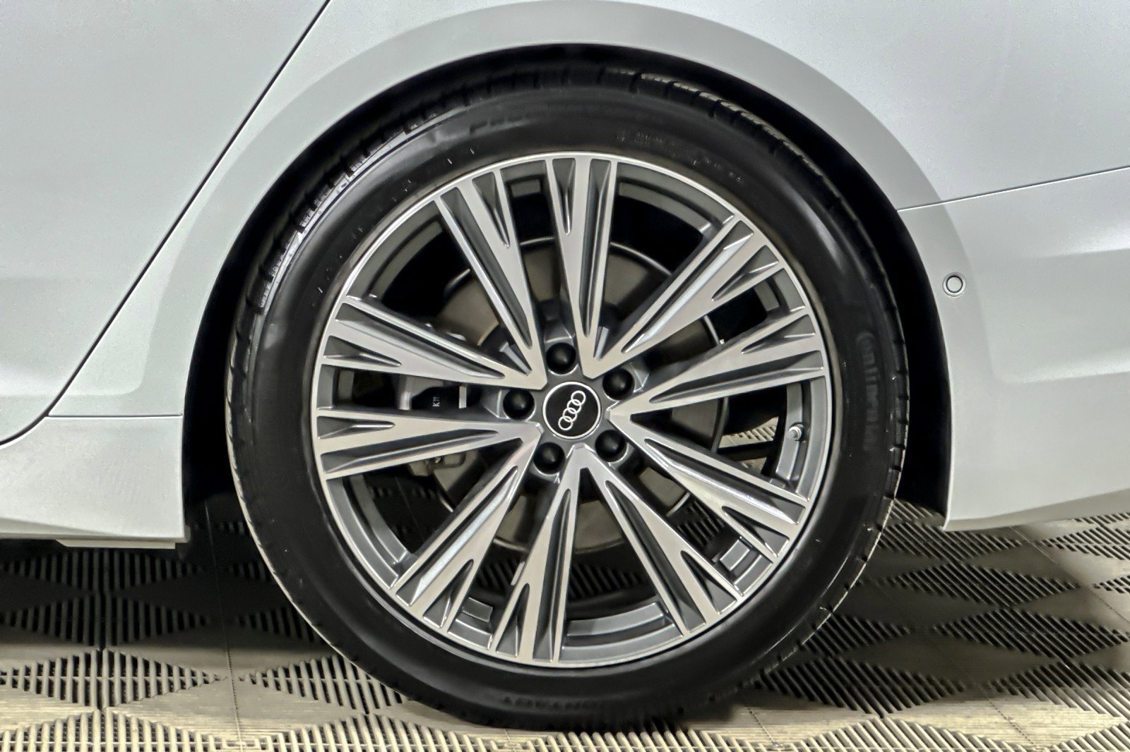 Used 2023 Audi A6 Premium Plus w/ Premium Plus Package image 24