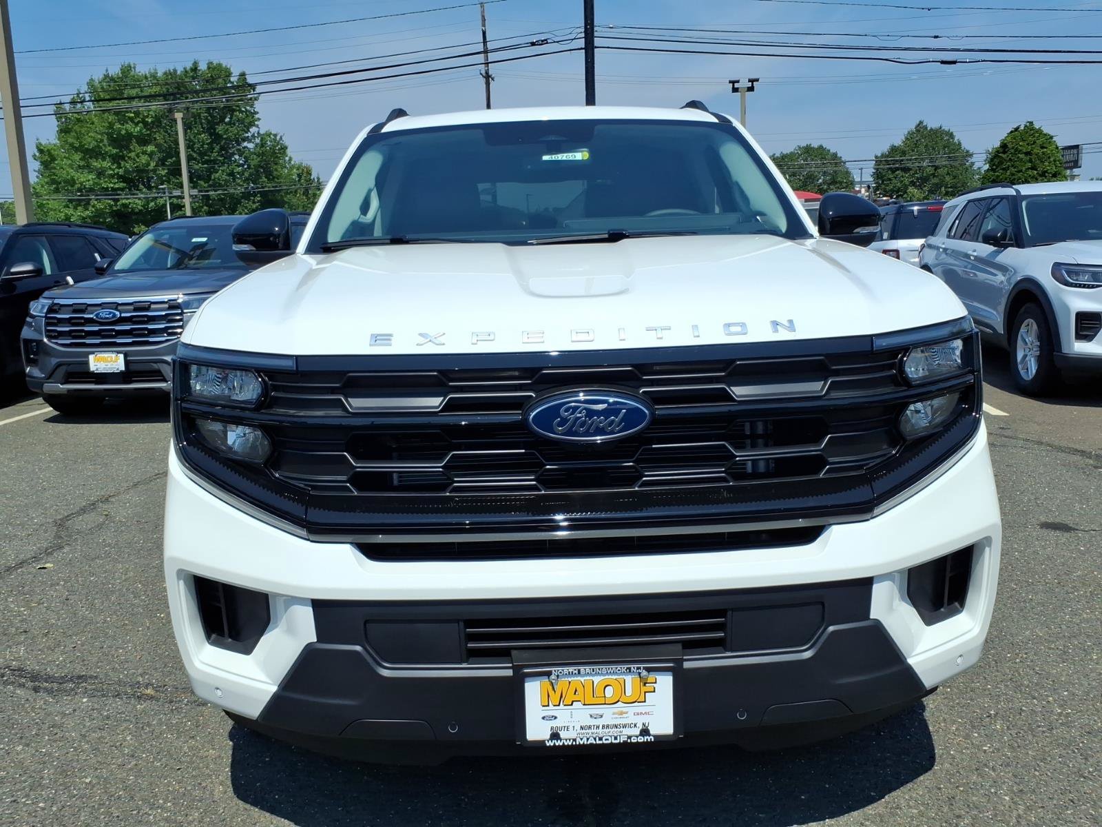 New 2026 Ford Expedition Active AWD/4WD image 2