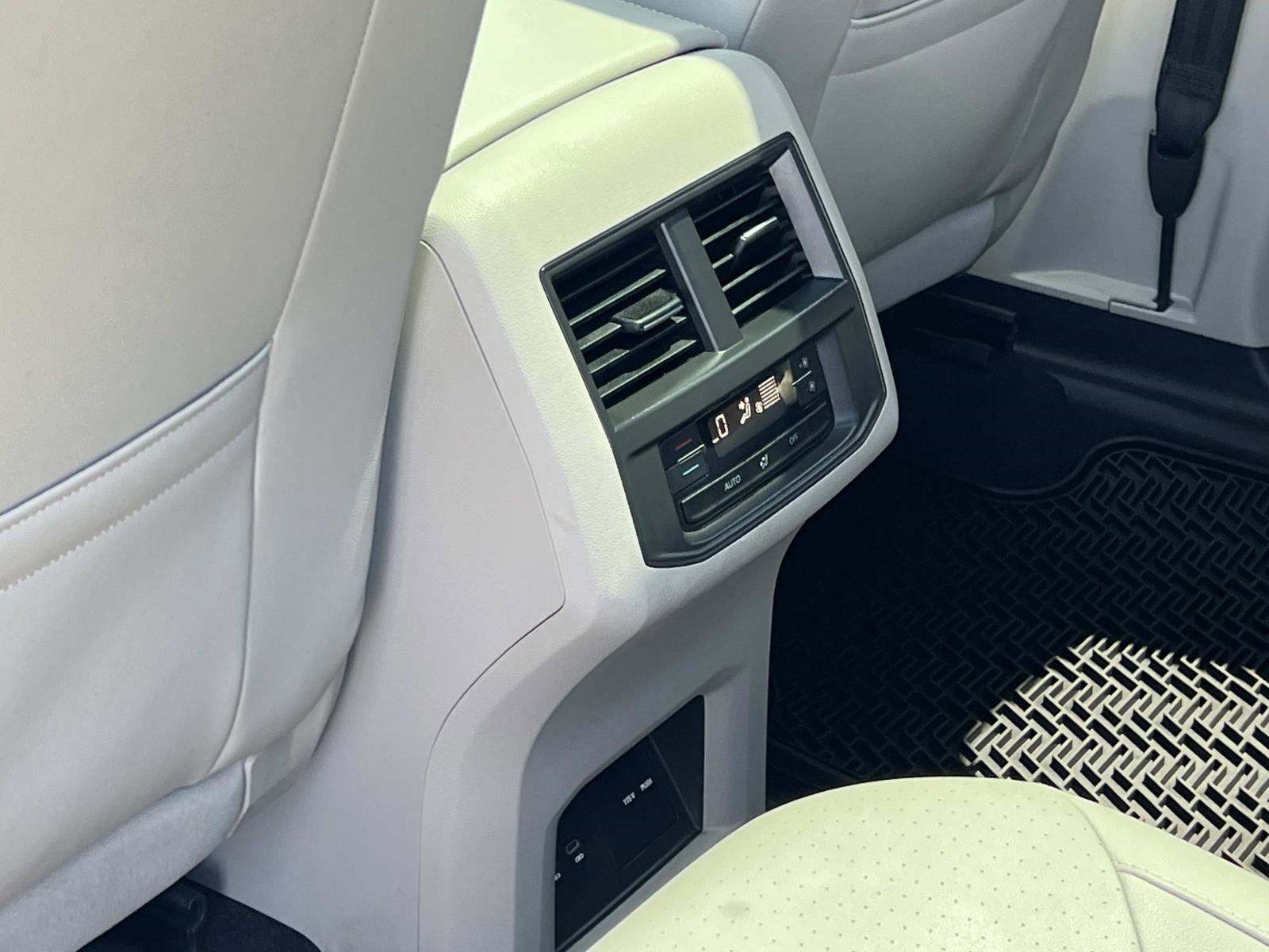 Certified 2022 Volkswagen Atlas SE AWD/4WD image 23