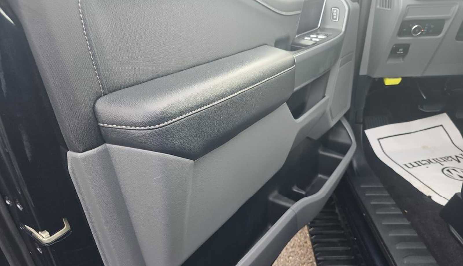 Used 2022 Ford F150 XLT w/ Equipment Group 301A Mid image 8