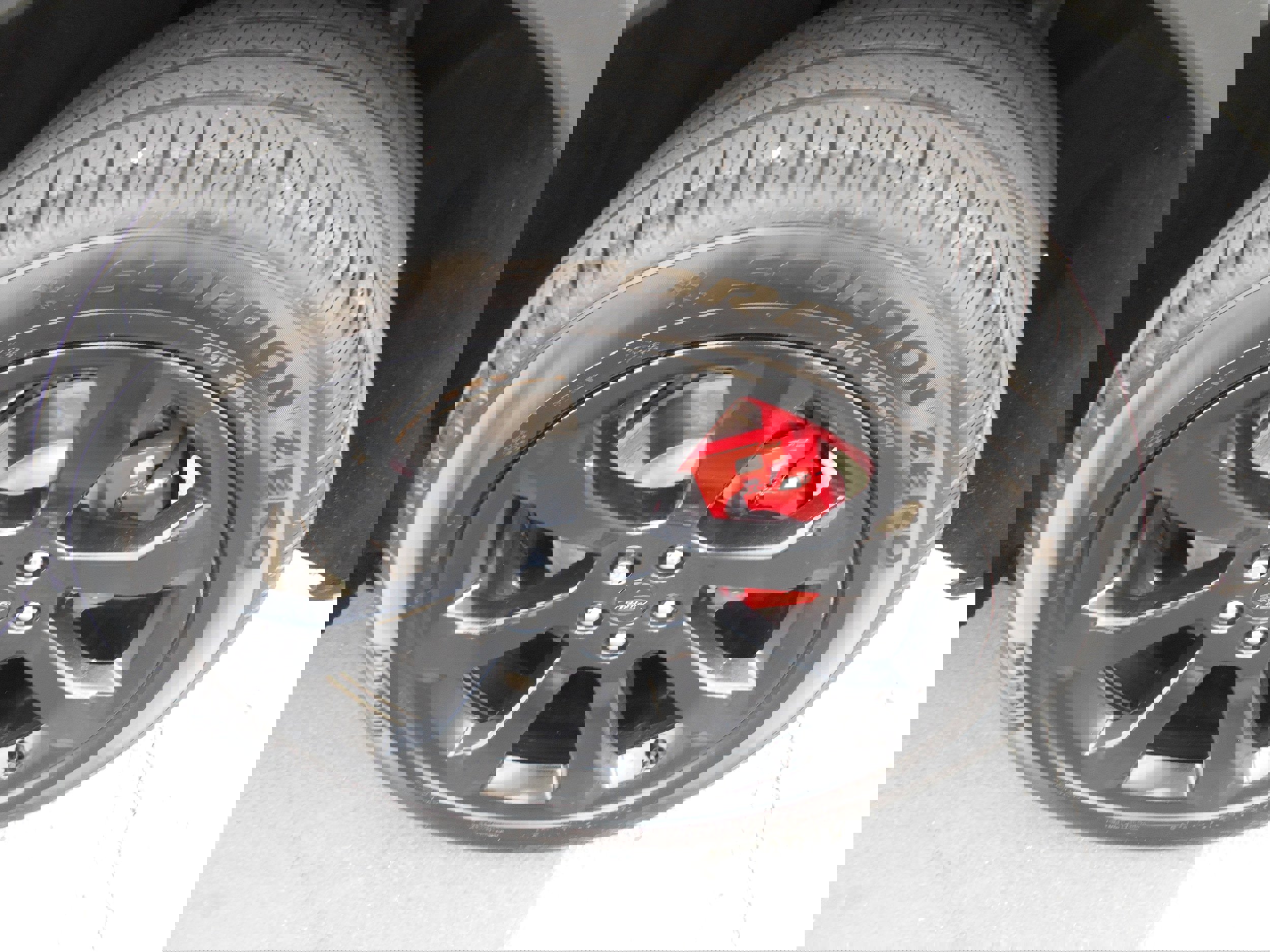 Used 2022 Ford Explorer ST w/ ST Street Pack image 15