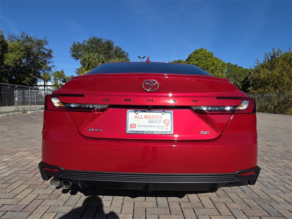 Used 2026 Toyota Camry SE image 10