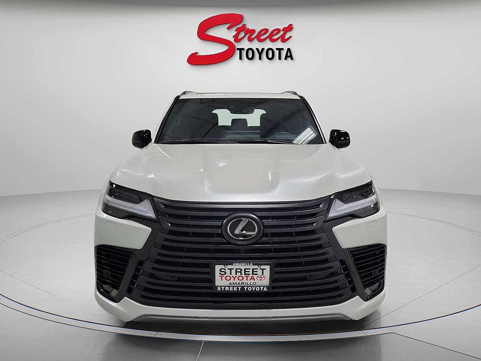 Used 2024 Lexus LX 600 4WD w/ Appearance Package image 6