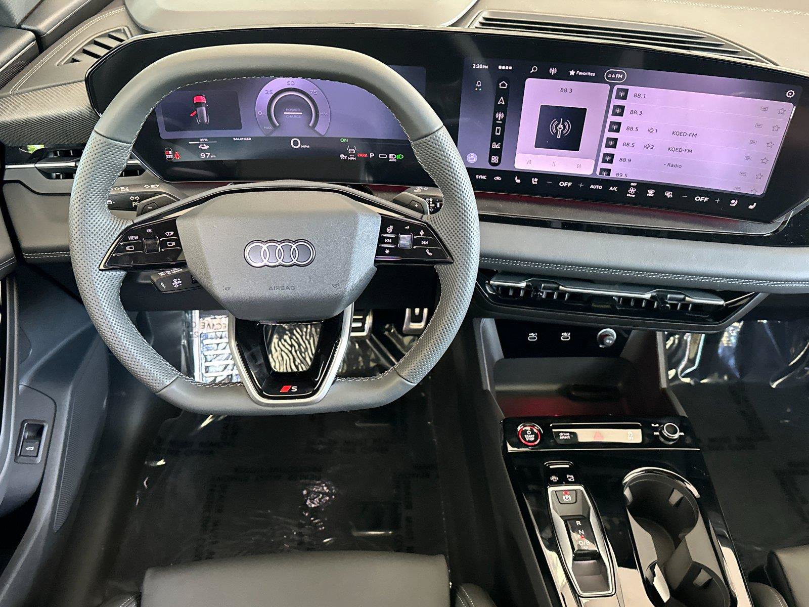 New 2027 Audi SQ6 e-tron Premium Plus AWD/4WD image 13