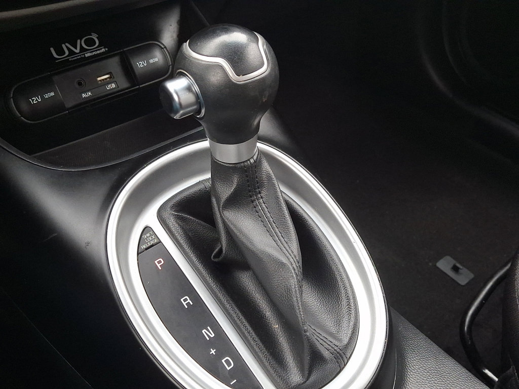 Used 2015 Kia Soul image 30