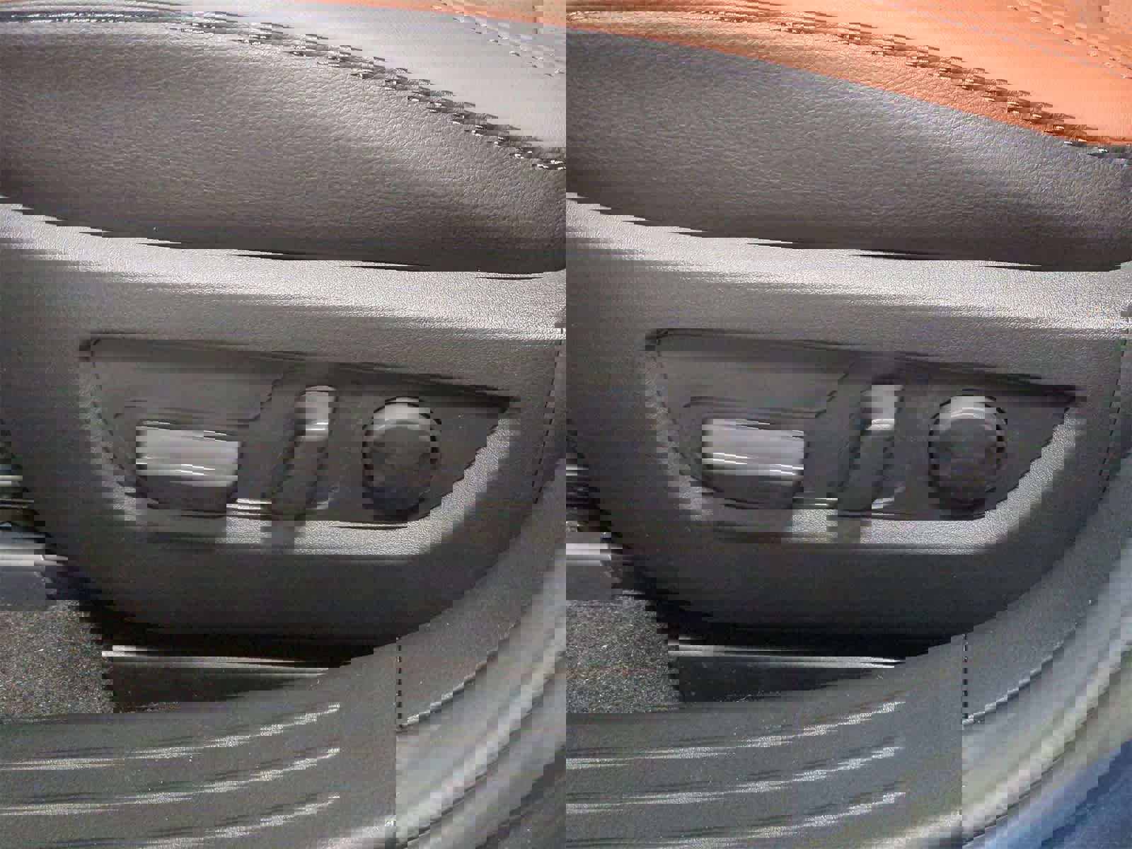 New 2025 MAZDA CX-50 2.5 Turbo w/ Weather Package image 17