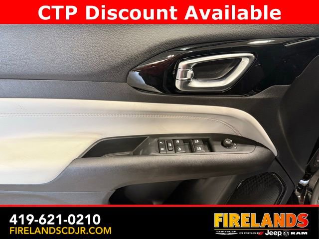 New 2025 Jeep Compass Limited w/ Sun & Sound Group image 7