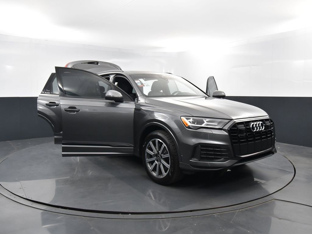 Used 2022 Audi Q7 2.0T Premium Plus AWD/4WD image 38
