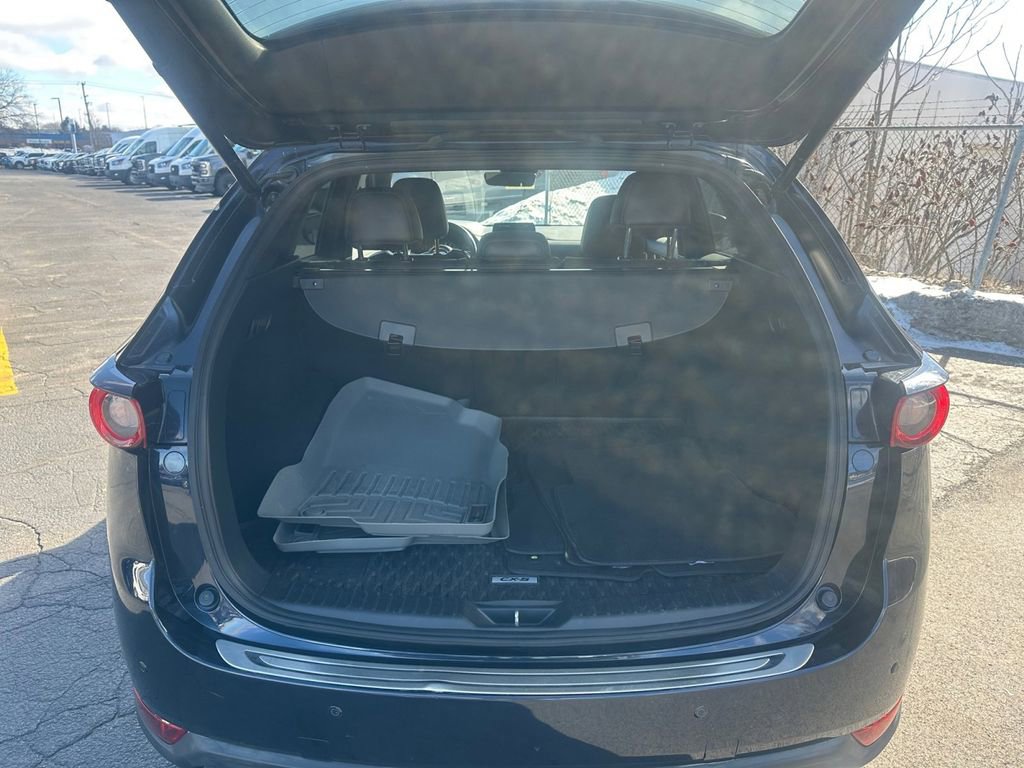 Used 2019 MAZDA CX-5 Signature image 19