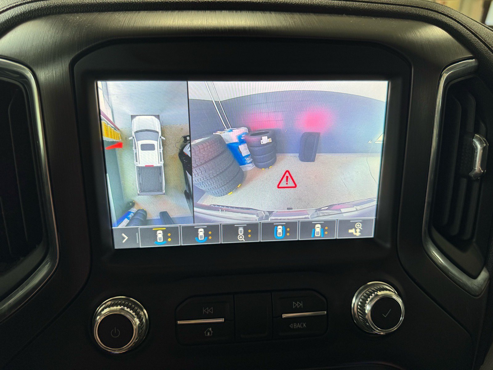 Used 2019 GMC Sierra 1500 AT4 w/ AT4 Premium Package AWD/4WD image 27