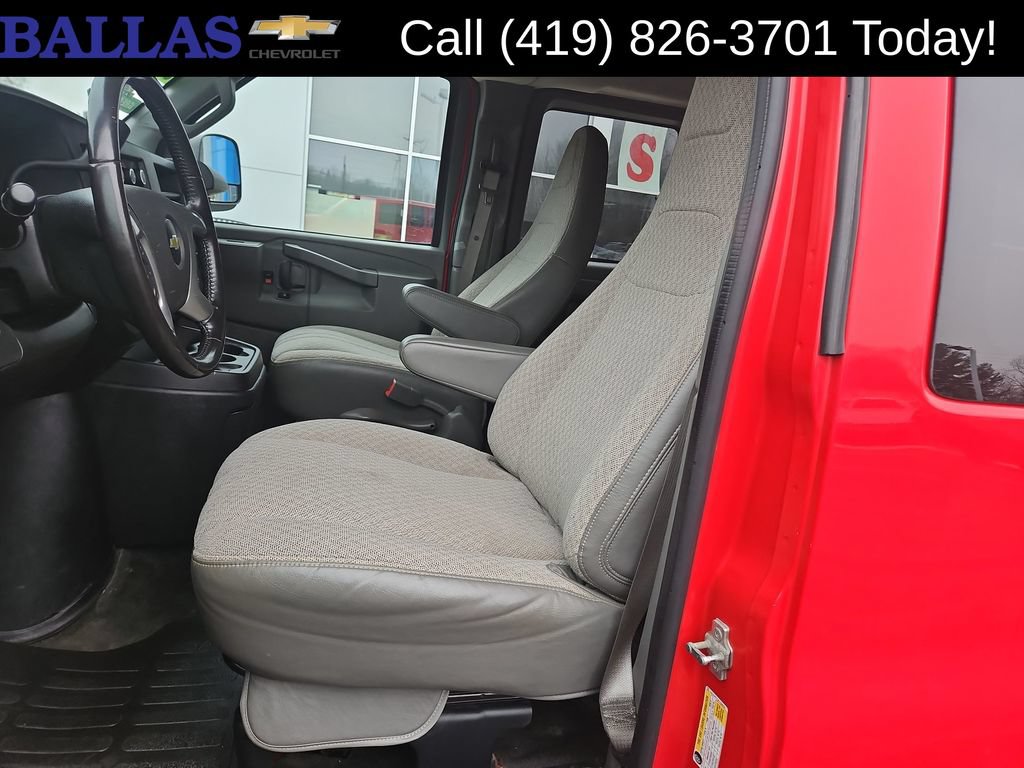 Certified 2016 Chevrolet Express 3500 LT w/ LT Preferred Equipment Group RWD image 20